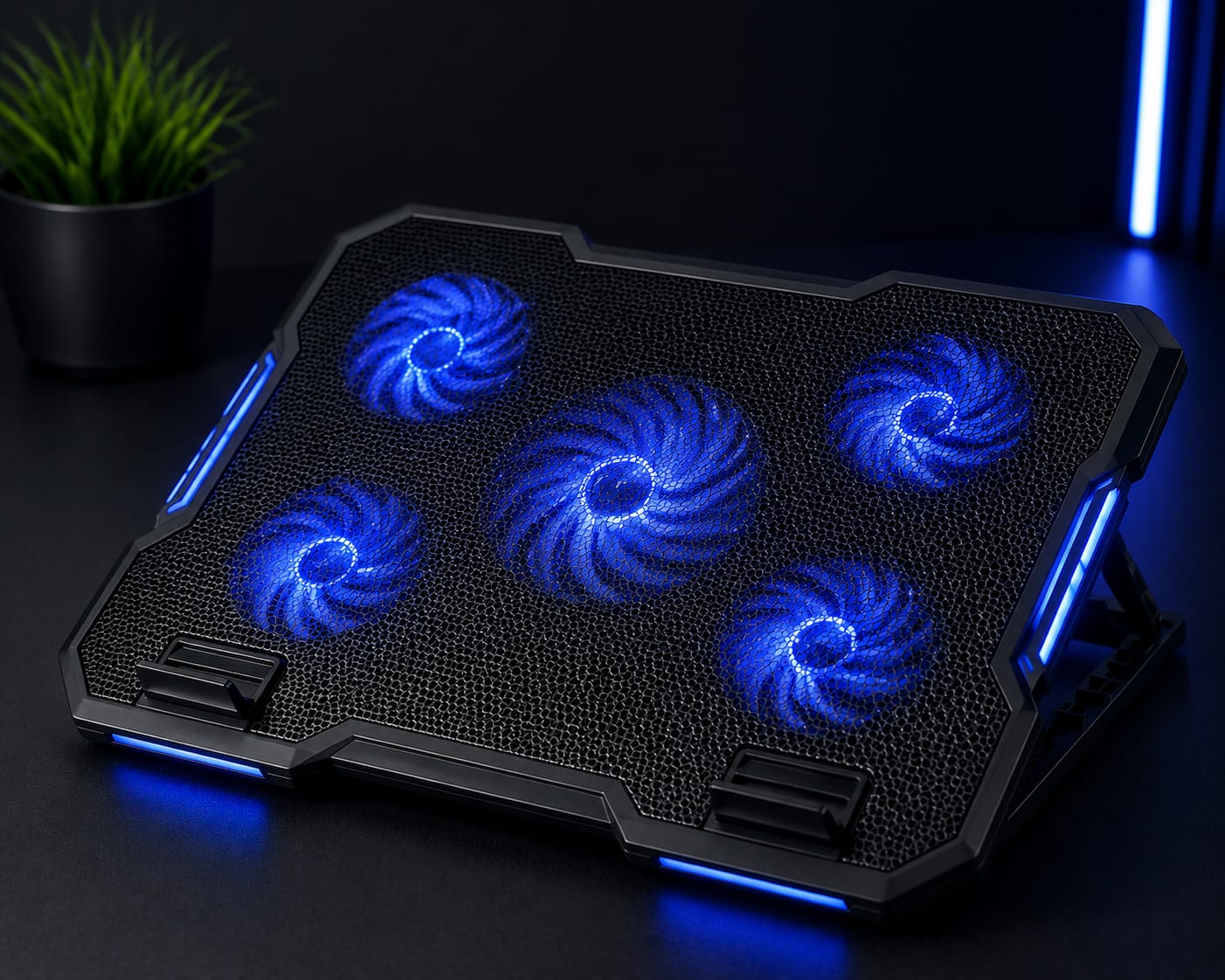 SWIFT laptop cooling pad for gaming and everyday laptop use